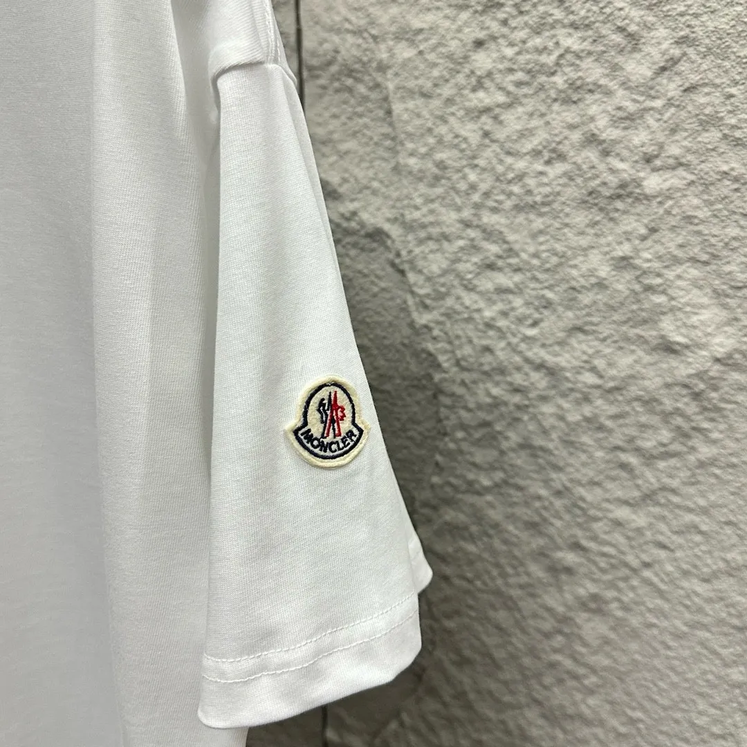 Moncle* *2025 New Arrival Classic Black White T Same Style Size： S （90-130 ） M （120-150 ） L （140-165 ） XL （160-180 ） XXL （180-210 ） ：Black White
